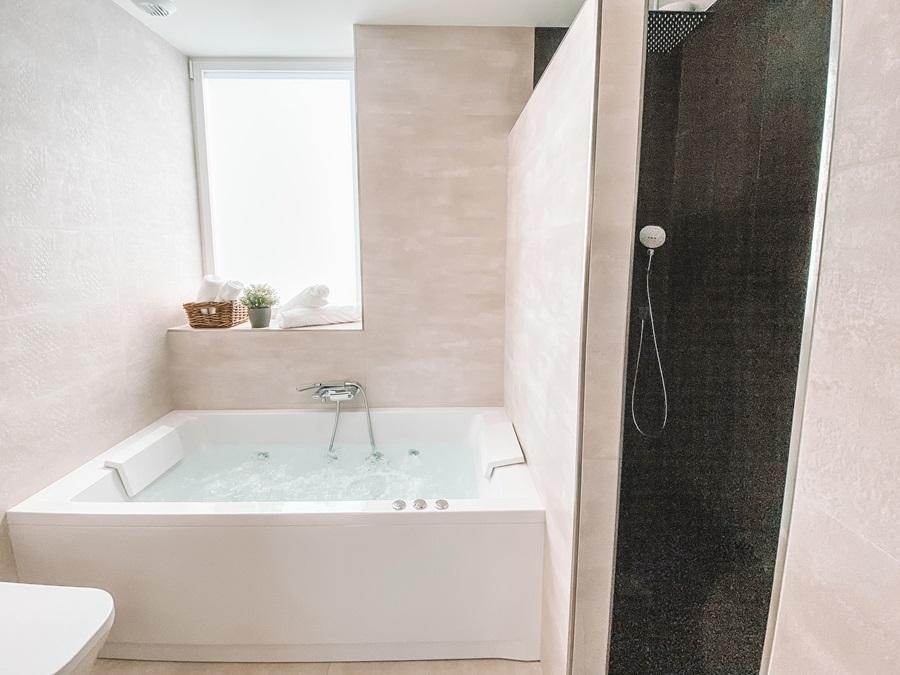 Detached design villa with private pool in Nerja.