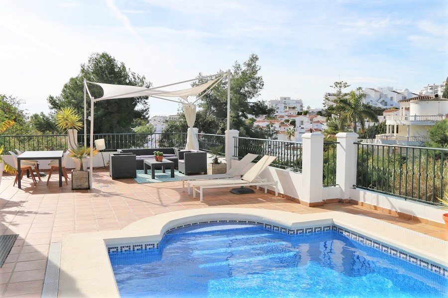 Prachtig appartement met privé zwembad en groot zonnig terras op 300 meter van het Burriana strand