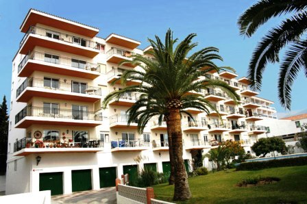 Appartement met 3 slaapkamers op korte loopafstand strand en centrum Nerja