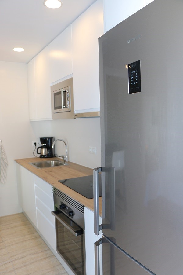 Casa de vacaciones con 4 dormitorios y piscina privada en Burriana a 300 metros de la playa de Burriana