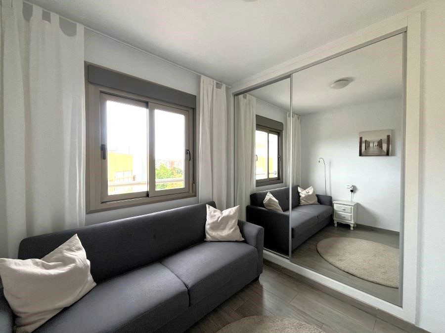 Penthouse in het centrum van Nerja met prachtig zeezicht en jacuzzi