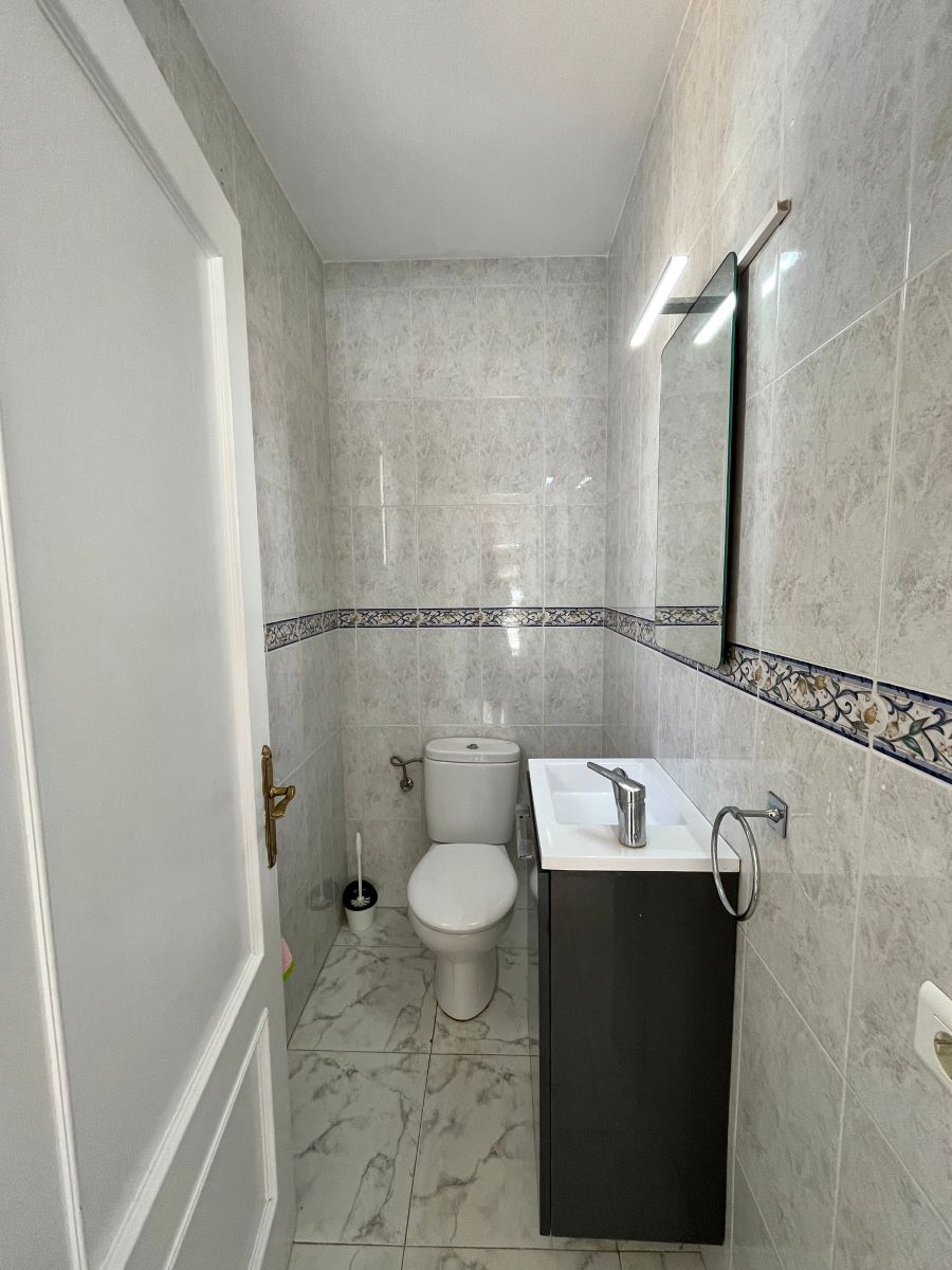 Exclusief bij Villandalux, villa met privé zwembad op 500 meter van het Burriana strand.