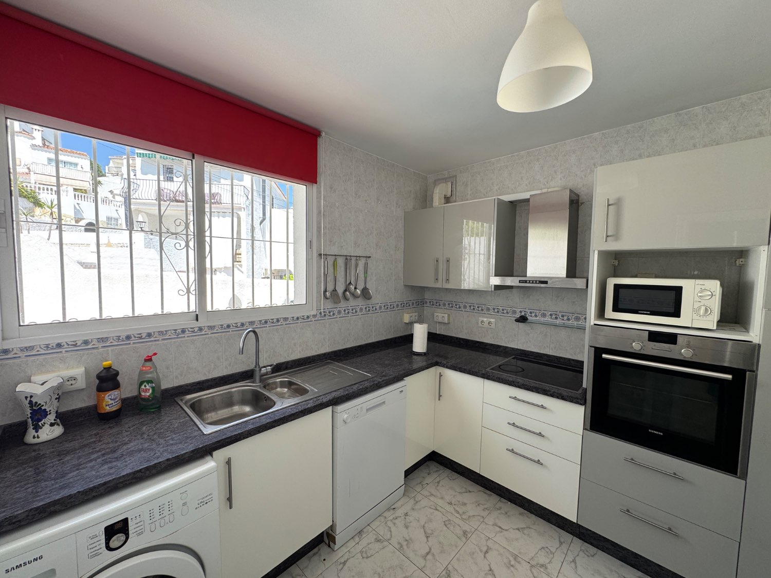 Exclusiva de Villandalux, villa con piscina privada a 500 metros de la playa de Burriana.