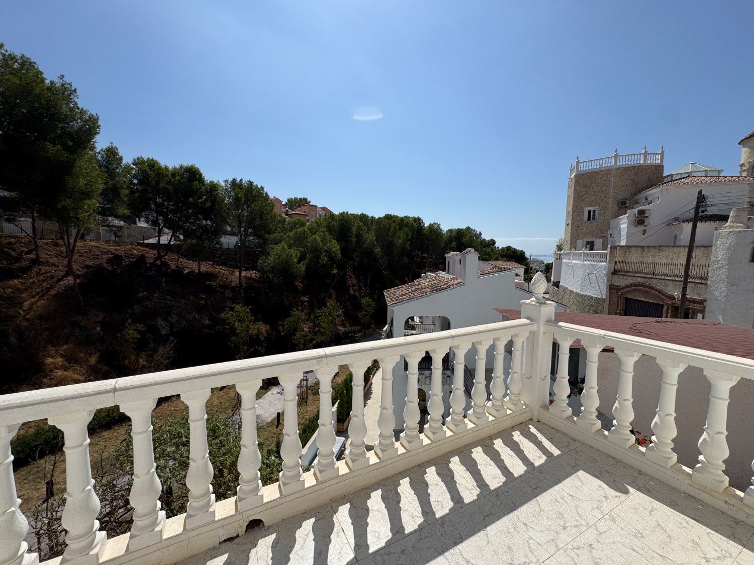 Exclusiva de Villandalux, villa con piscina privada a 500 metros de la playa de Burriana.
