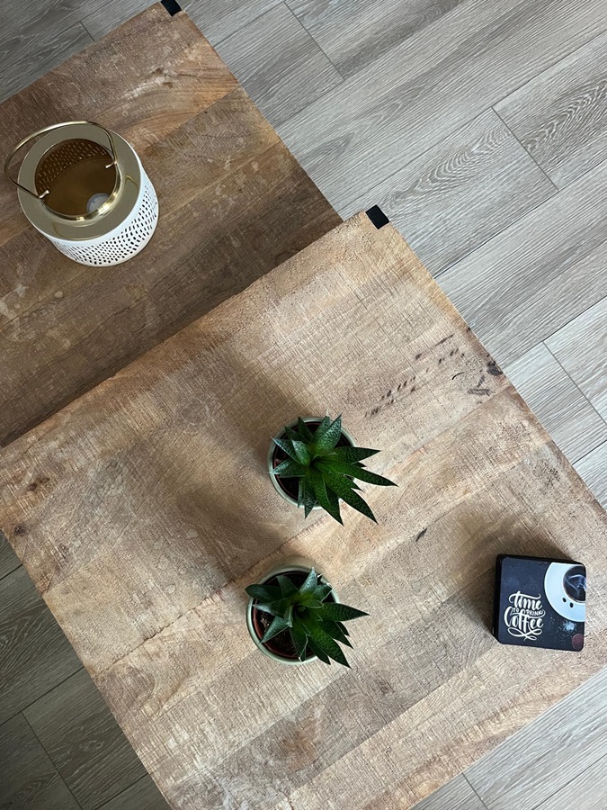 TWEE APPARTEMENTEN, mogelijkheid om er in één te wonen en de ander te verhuren.