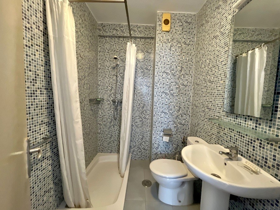 Nu exklusivt hos Villandalux! Lägenhet med ett sovrum i Parador-området i Nerja.