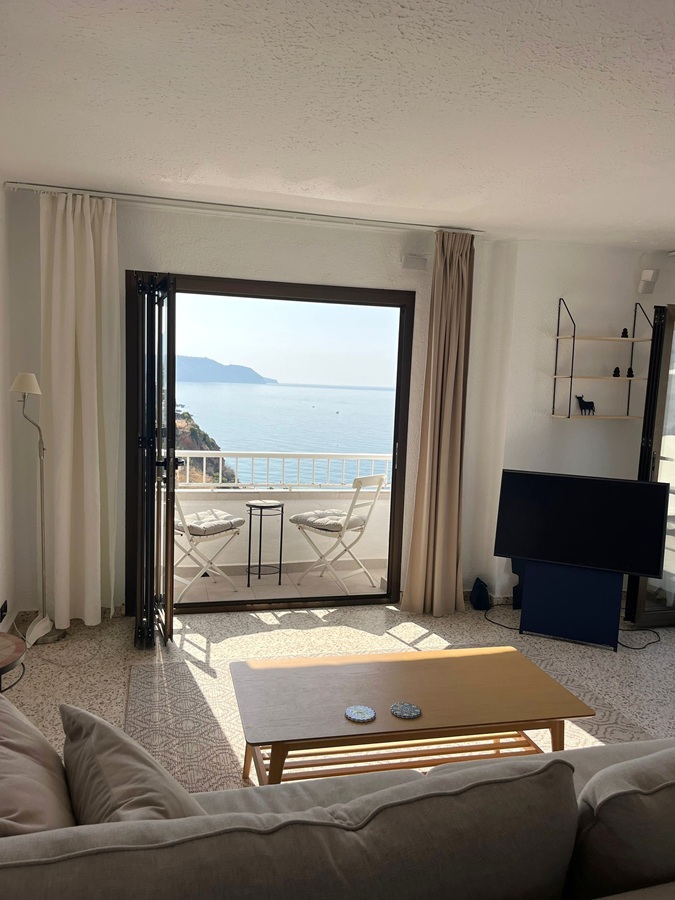 Exclusiva propiedad con vistas de ensueño al mar y la montaña en Capistrano Playa, Nerja