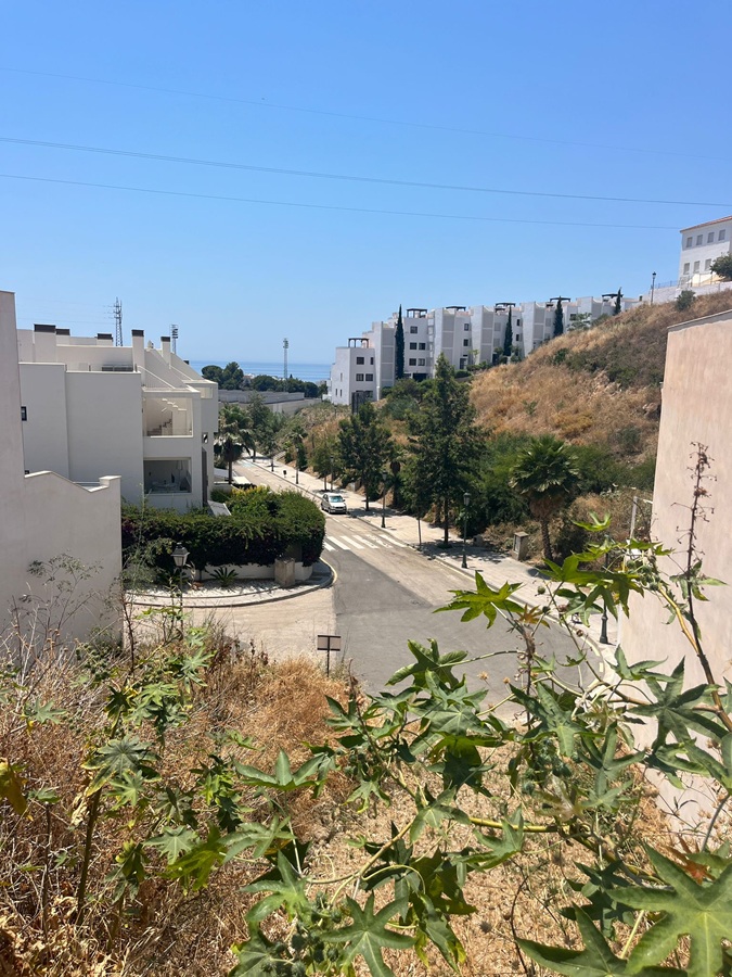 Terrain idéal de 158m2 pour construire la maison de vos rêves sur la Costa del Sol !