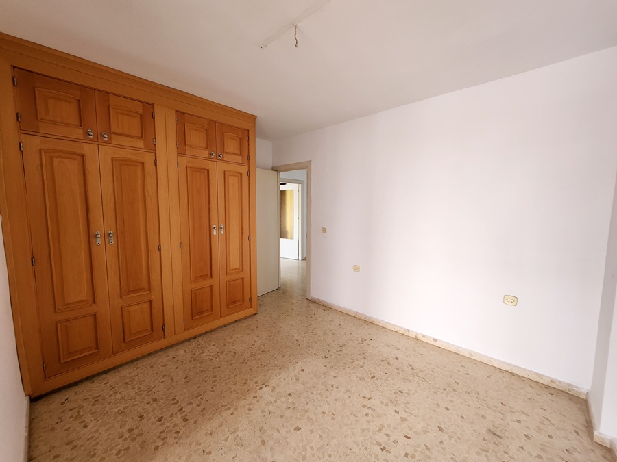 Ruim hoekappartement met een groot terras in het Parador gebied - Nerja