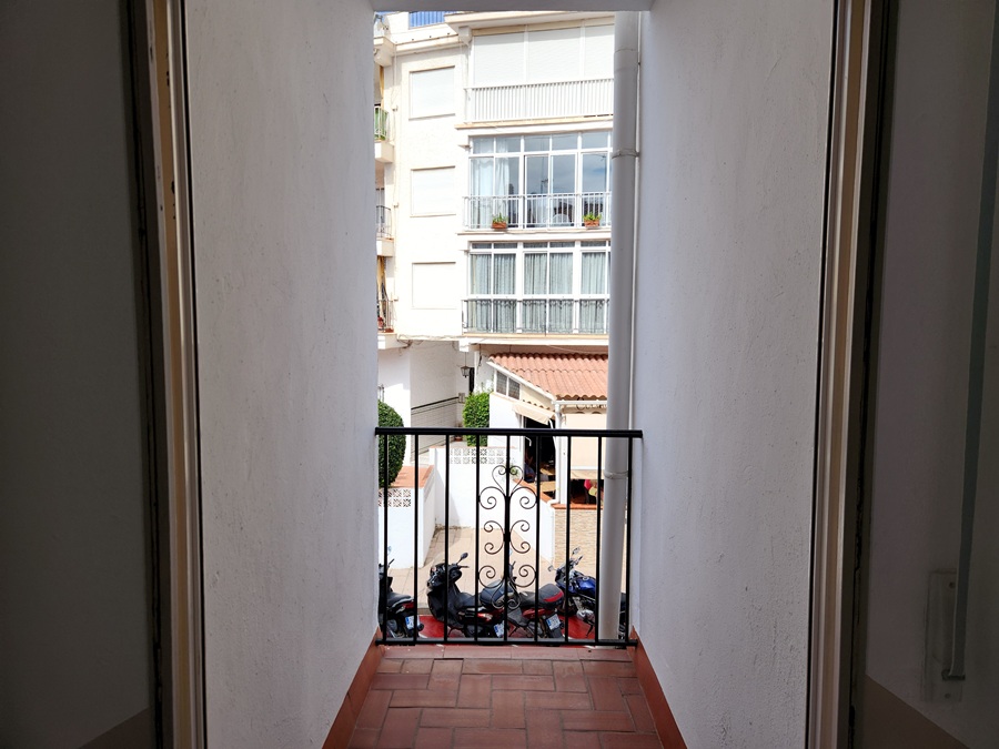 Ruim hoekappartement met een groot terras in het Parador gebied - Nerja