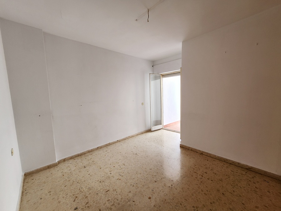 Ruim hoekappartement met een groot terras in het Parador gebied - Nerja
