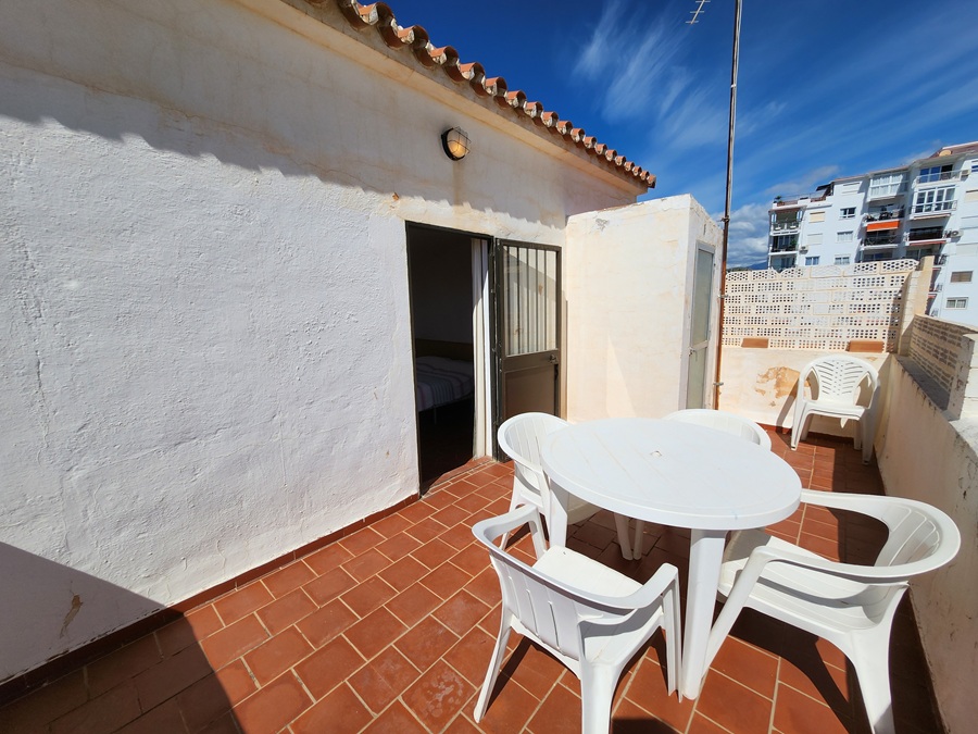 Duplex met ongelooflijk uitzicht op zee en gemeenschappelijk zwembad in de Parador wijk van Nerja