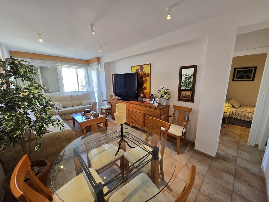 Schöne Wohnung mit Pool im Parador-Gebiet von Nerja