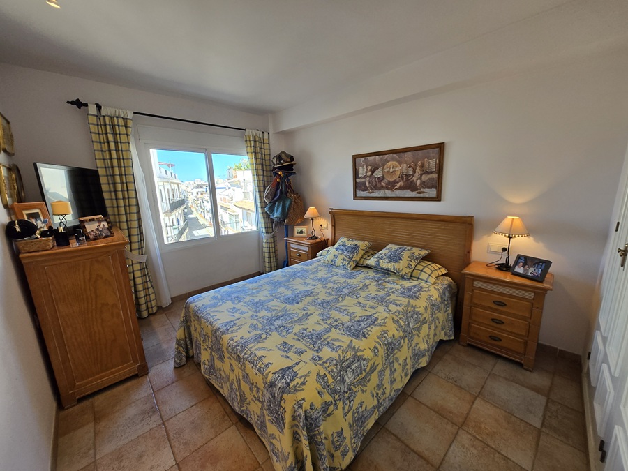 Schöne Wohnung mit Pool im Parador-Gebiet von Nerja
