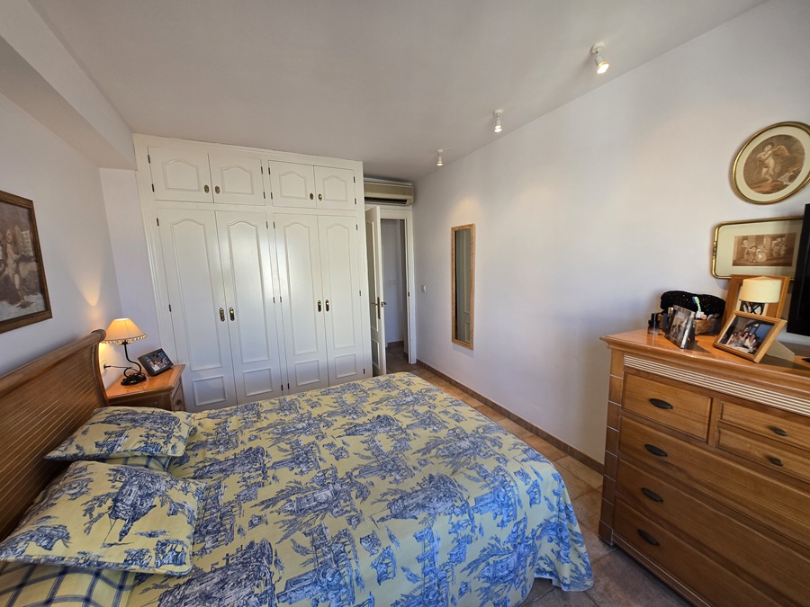 Schöne Wohnung mit Pool im Parador-Gebiet von Nerja