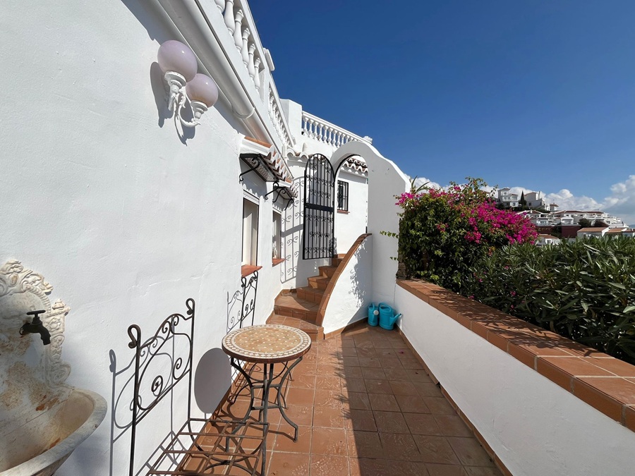 Appartement avec de belles vues sur la mer dans l’urbanisation populaire Ladera del Mar 1 – Nerja