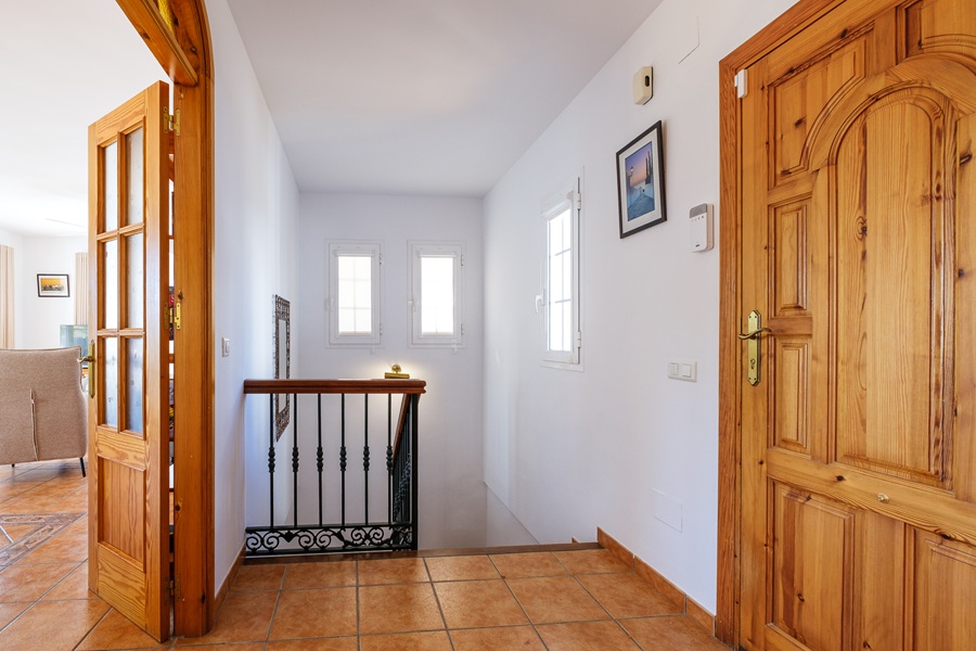 Fristående villa med privat pool och havsutsikt i El Mirador de las Lomas – Frigiliana