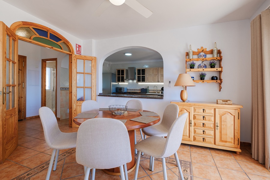 Fristående villa med privat pool och havsutsikt i El Mirador de las Lomas – Frigiliana
