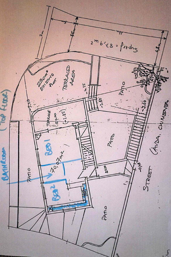 Vaikuttava omakotitalo merinäköalalla, omalla uima-altaalla ja ihanteellisella paikalla lähellä Playa Burriana – Nerjaa