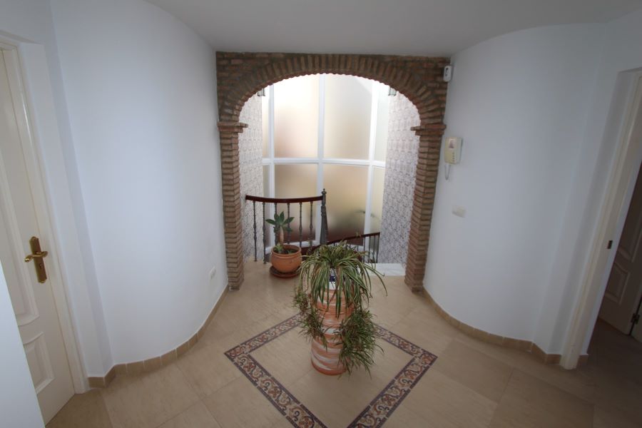 Villa met privé zwembad op 500 meter van het Burriana strand