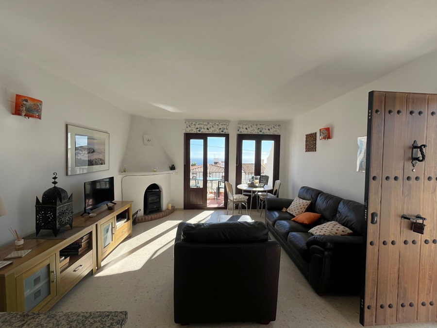 Attractive apartment with sea view in the popular Capistrano Village
