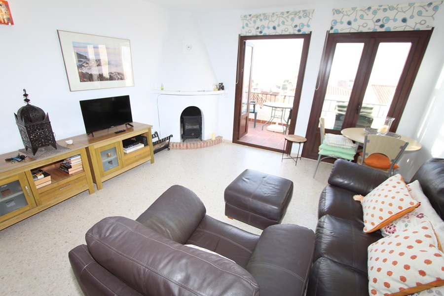 Viehättävä huoneisto merinäköalalla suositussa Capistranon kylässä