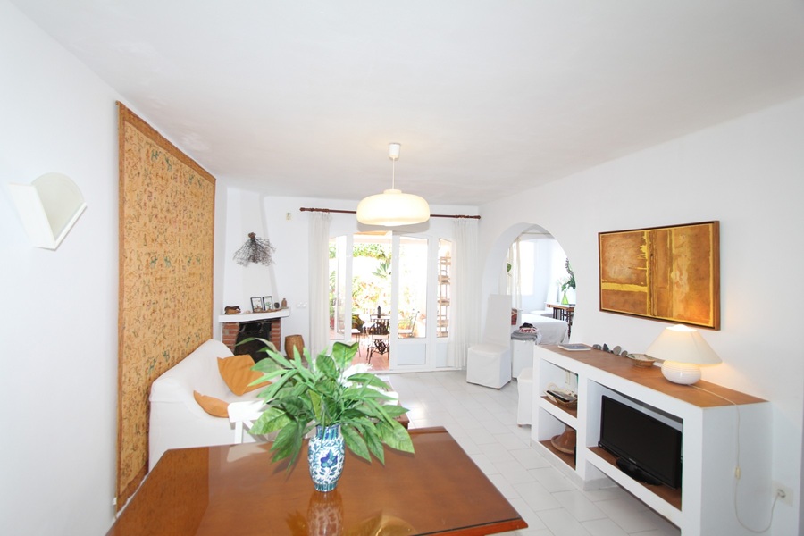 Charmant appartement op het zuiden met privézwembad in oost Nerja