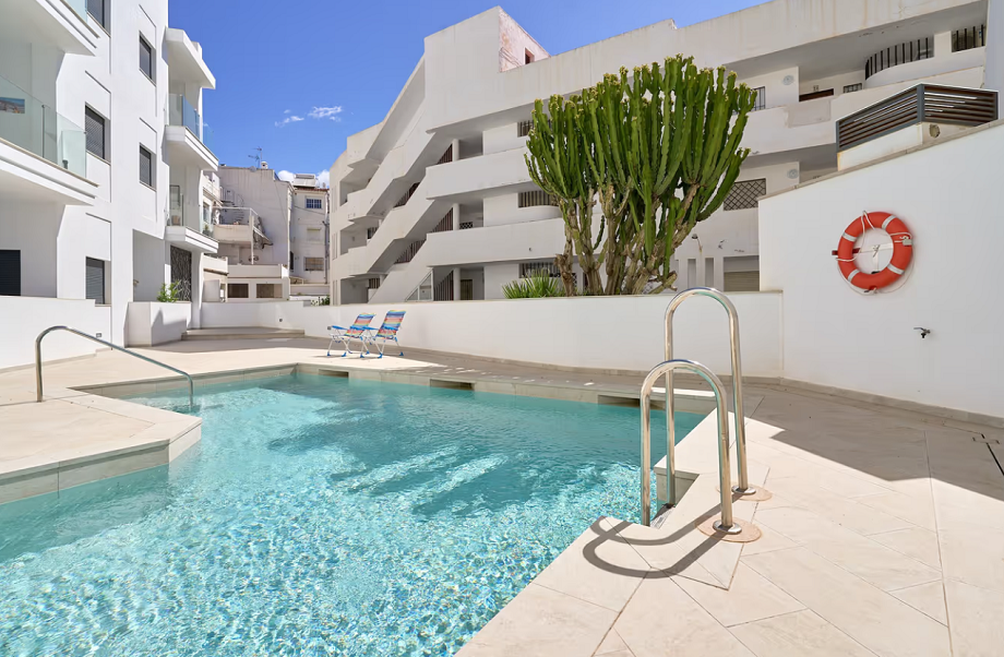 Modern apartment in the centre of Nerja