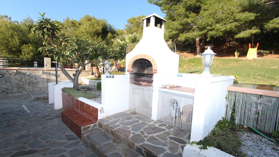Villa charmante avec une vue panoramique en plein cœur nature, à seulement 10 minutes de Nerja