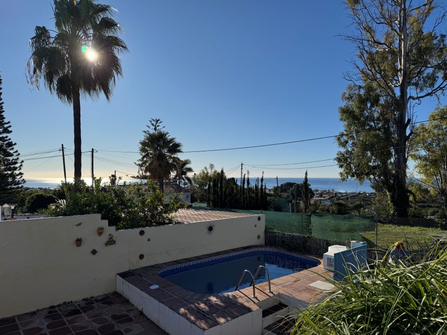 Maison individuelle avec piscine privée – située dans la campagne paisible de Nerja