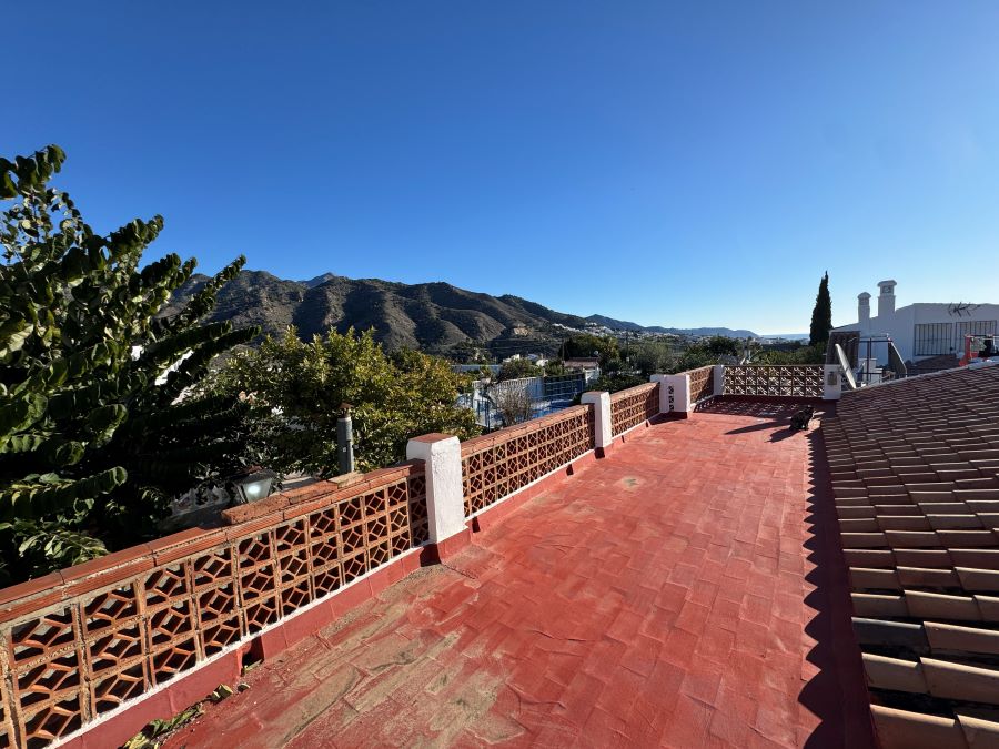 Maison individuelle avec piscine privée – située dans la campagne paisible de Nerja