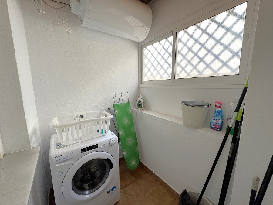 Appartement met 2 slaapkamers op 450 meter van het Burriana strand Nerja