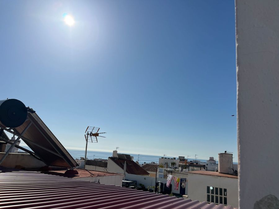 Appartement gelegen in het centrum van Nerja, op slechts 5 minuten lopen van het Balcón de Europa en stranden.