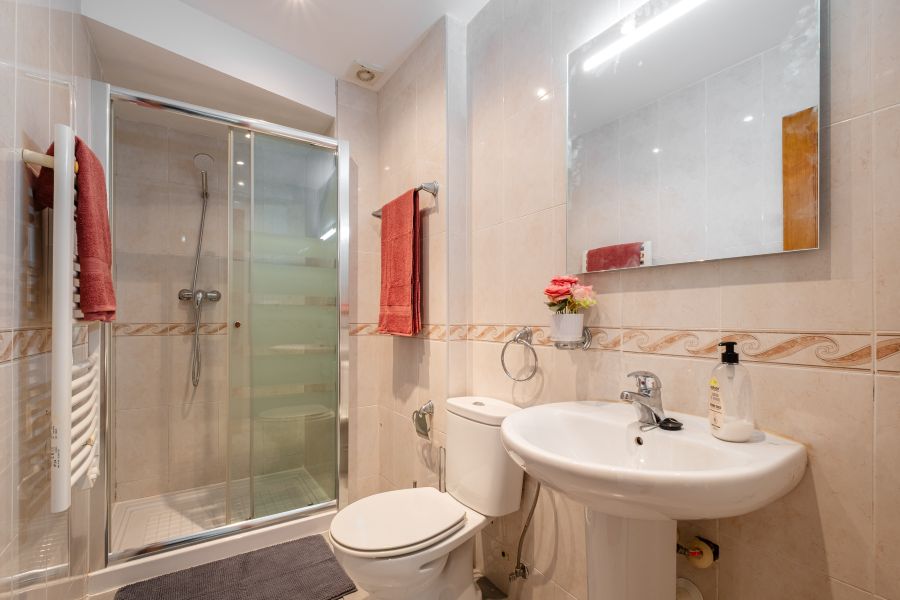 Comfortabel appartement op de begane grond, gelegen op slechts enkele minuten lopen van het bekende Burriana-strand.