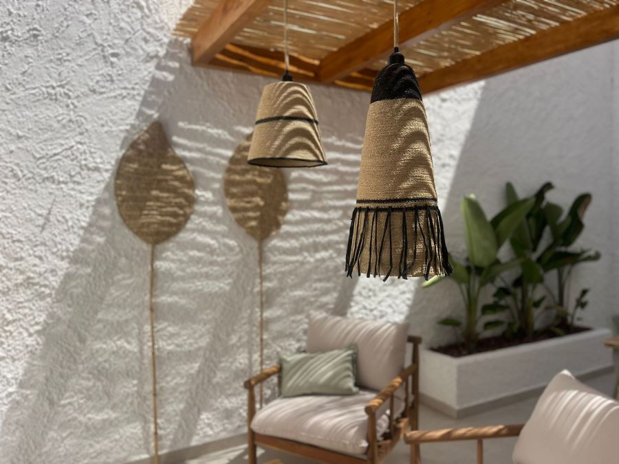 Gerenoveerd huis met plunge pool en prachtig uitzicht op zee op 500 meter van het Burriana strand in Nerja