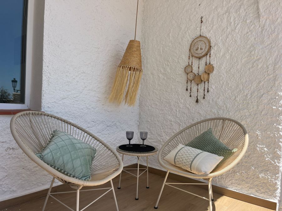 Gerenoveerd huis met plunge pool en prachtig uitzicht op zee op 500 meter van het Burriana strand in Nerja
