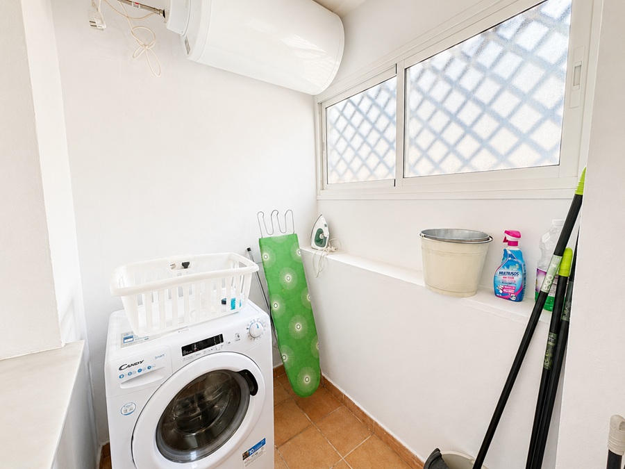 Appartement met 2 slaapkamers op 450 meter van het Burriana strand Nerja