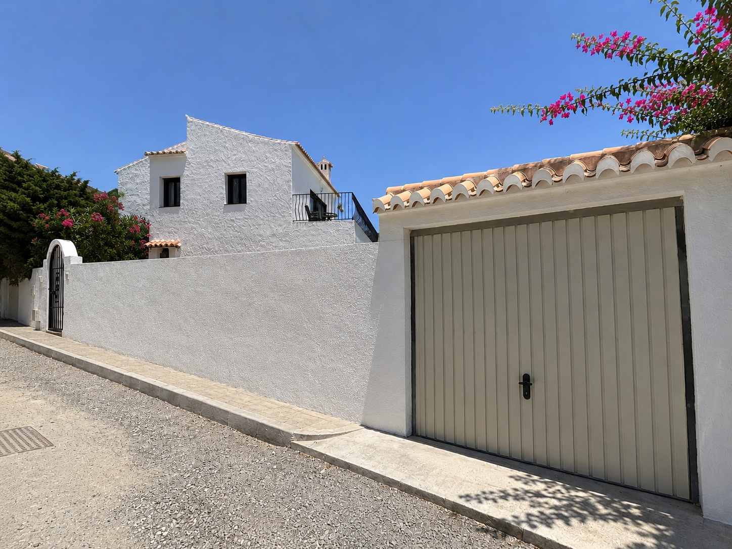 Vrijstaande villa met zeezicht, privézwembad en ideale ligging nabij Playa Burriana – Nerja