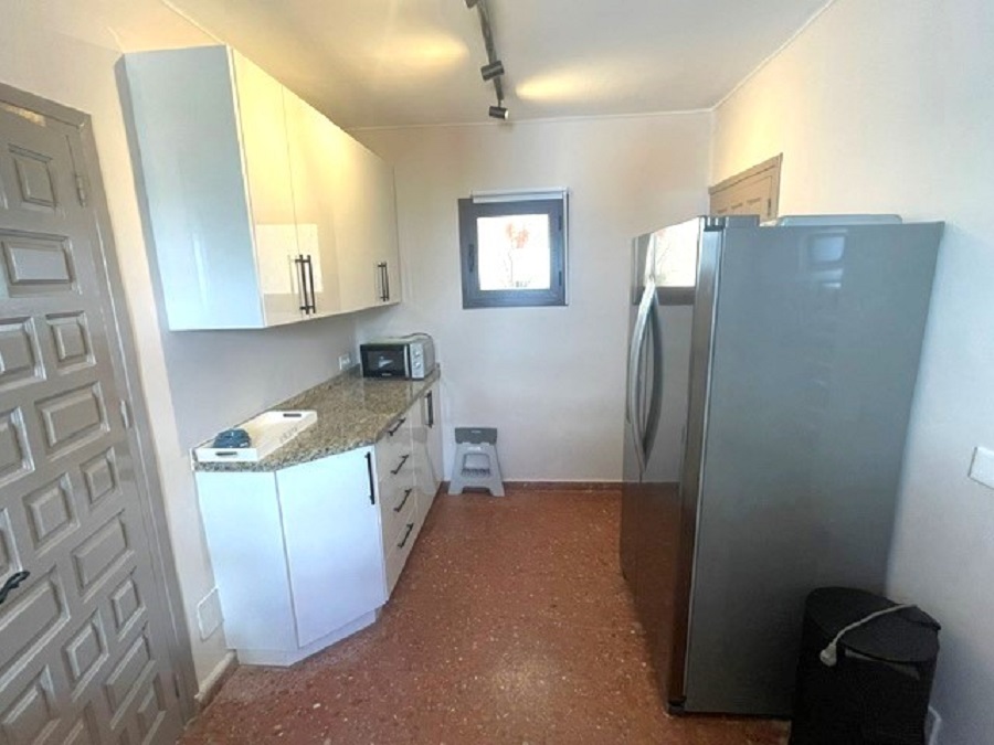 Gerenoveerde vakantiewoning in het gewilde Capistrano Village in Nerja met prachtig uitzicht over Capistrano village en de zee.