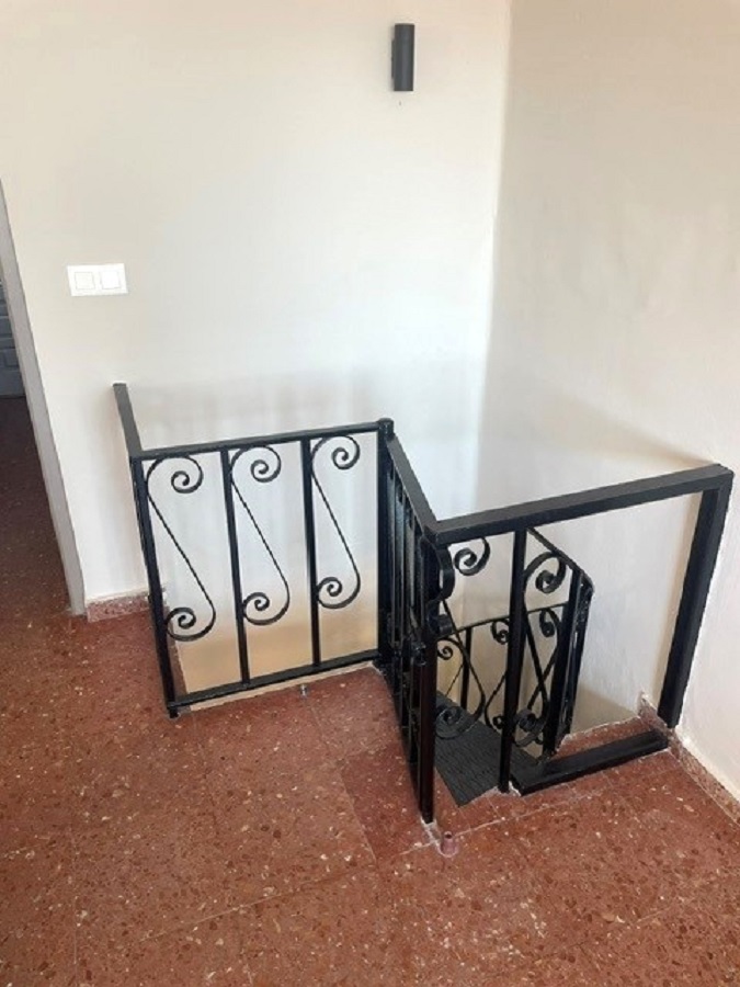 Gerenoveerde vakantiewoning in het gewilde Capistrano Village in Nerja met prachtig uitzicht over Capistrano village en de zee.