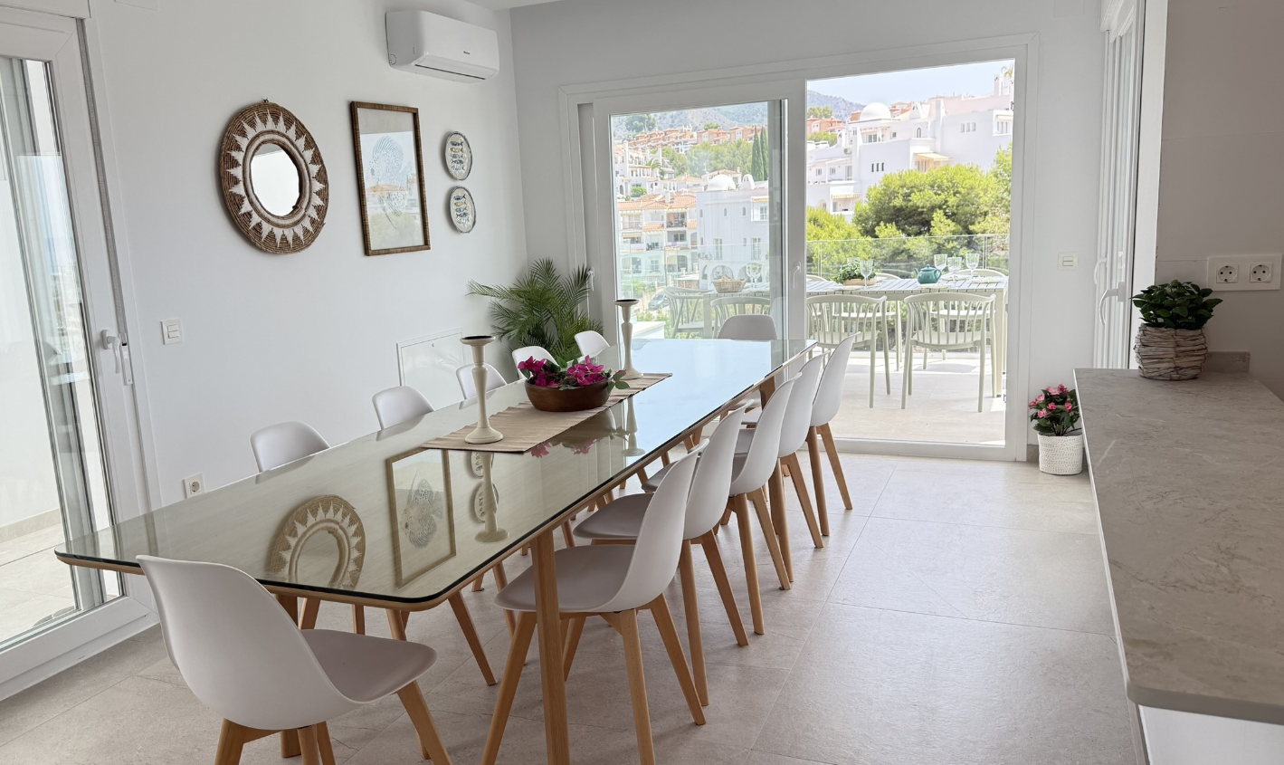 Villa de luxe de 6 chambres avec vue panoramique sur la mer au-dessus de la plage de Burriana