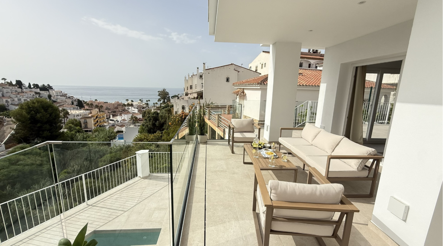 Villa de luxe de 6 chambres avec vue panoramique sur la mer au-dessus de la plage de Burriana