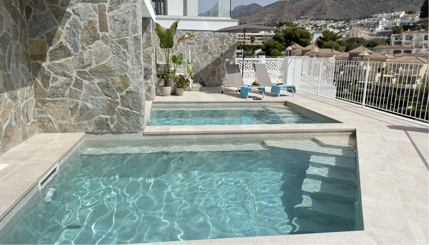Villa de luxe de 6 chambres avec vue panoramique sur la mer au-dessus de la plage de Burriana