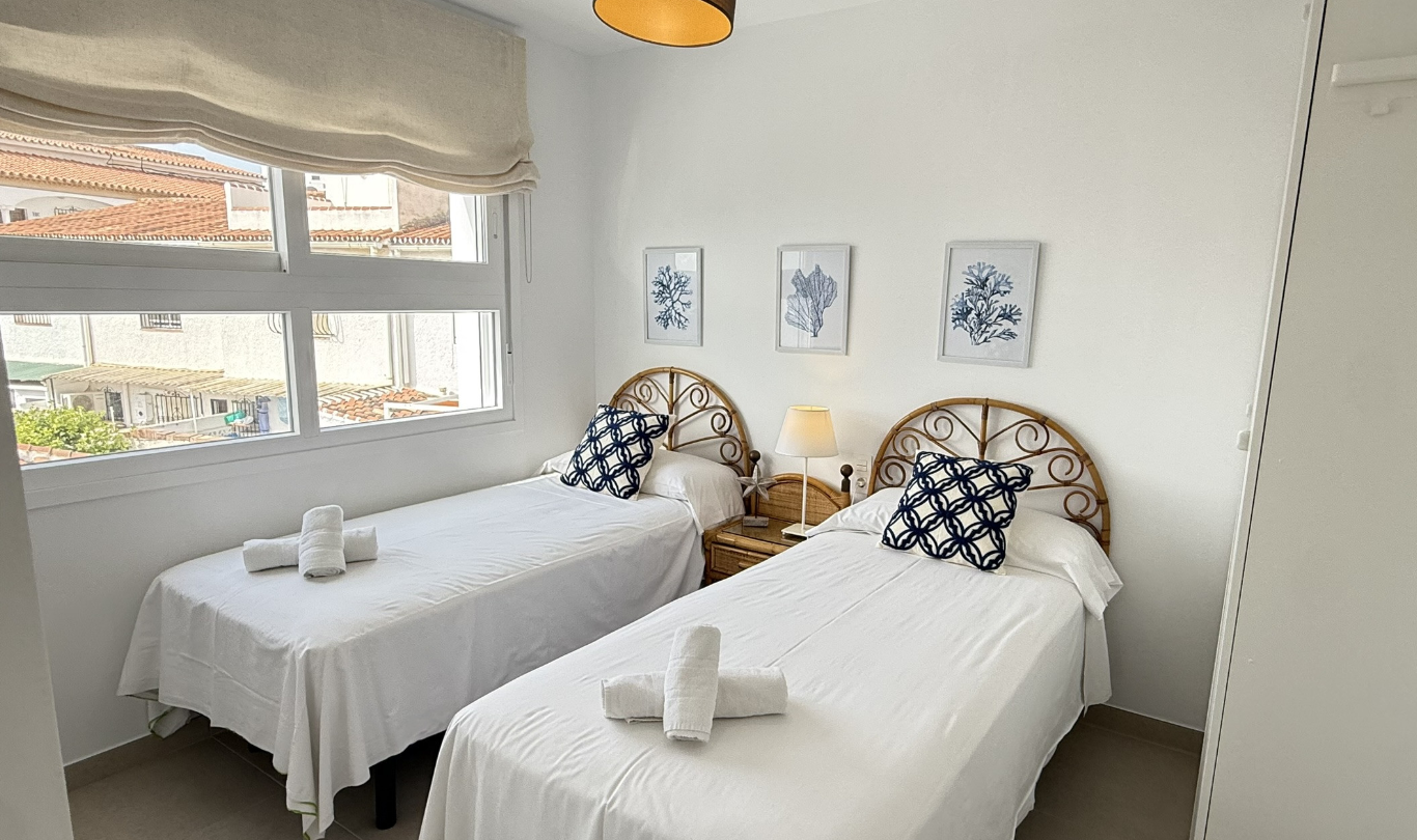 Villa de luxe de 6 chambres avec vue panoramique sur la mer au-dessus de la plage de Burriana