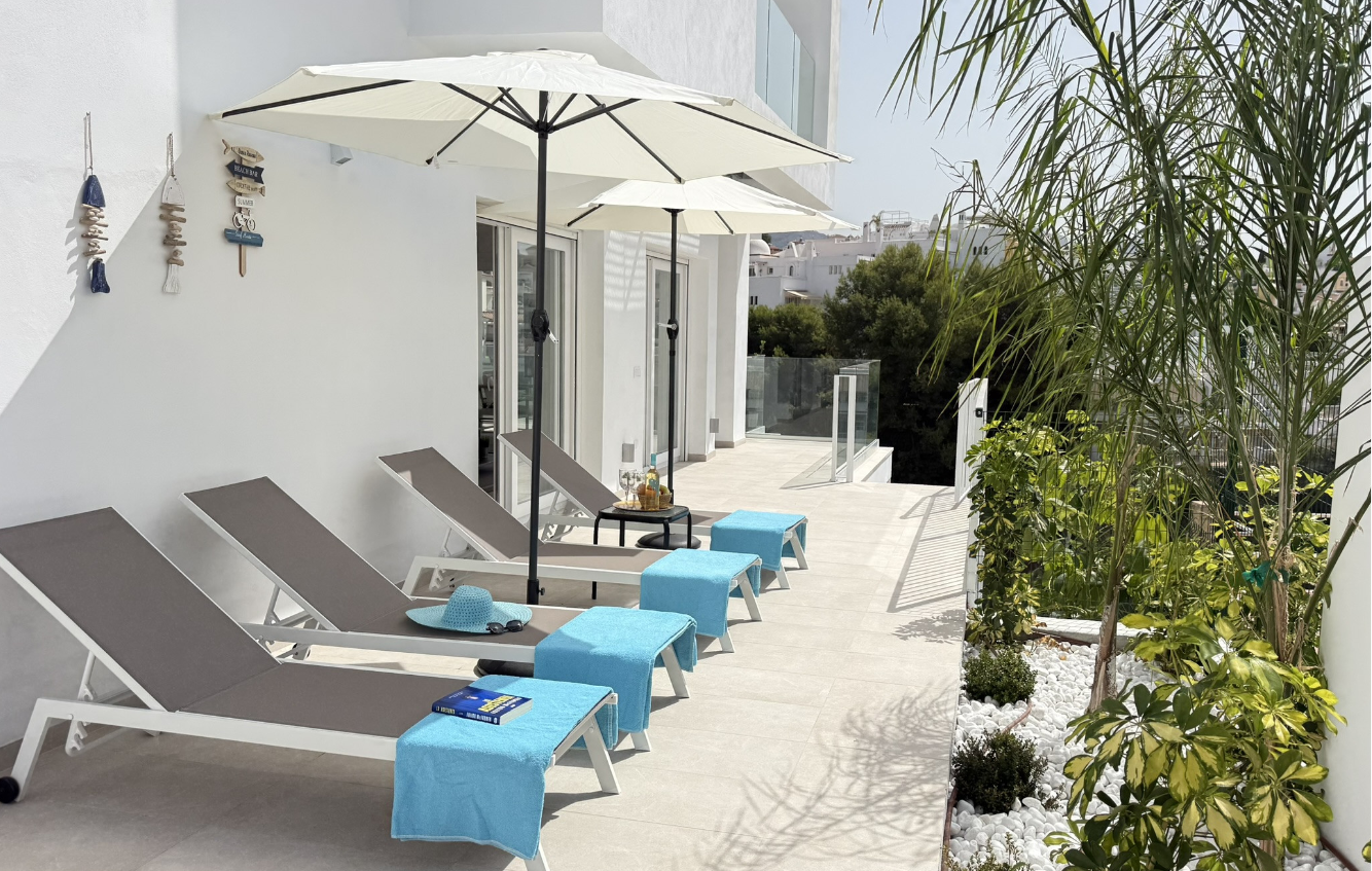 Villa de luxe de 6 chambres avec vue panoramique sur la mer au-dessus de la plage de Burriana
