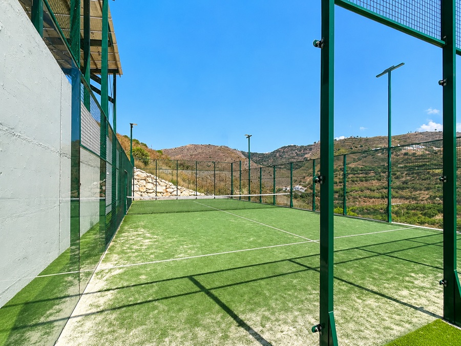 Exklusives Penthouse mit Panoramablick auf das Meer und Fünf-Sterne-Einrichtungen in Bayview II, Nerja