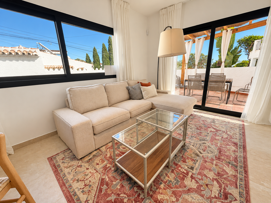 Villa bellamente decorada con piscina privada a 1 km. desde la playa de Burriana
