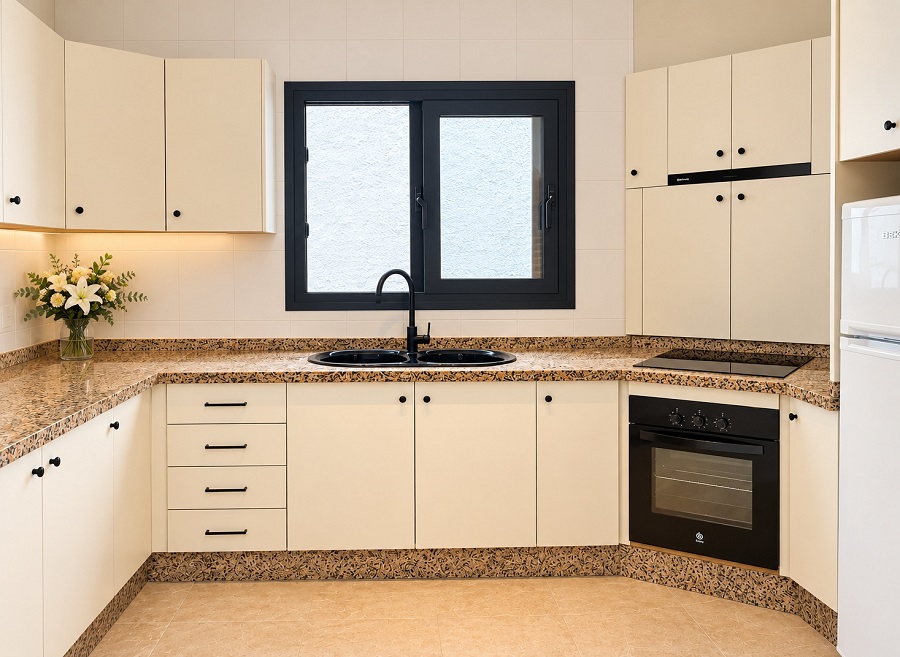Villa bellamente decorada con piscina privada a 1 km. desde la playa de Burriana